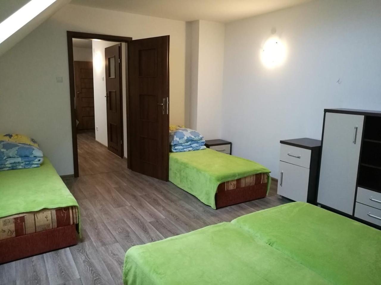 Dom Wczasowy Pieciu Pomostow I Domki Letniskowe Czaplinek Extérieur photo